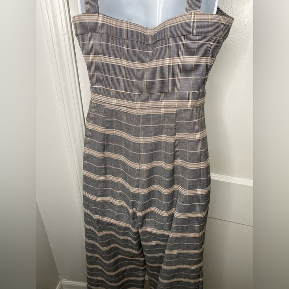 Cupcakes & Cashmere Black Plaid Willa Cropped Jumpsuit w Working Buttons. - Picture 10 of 11